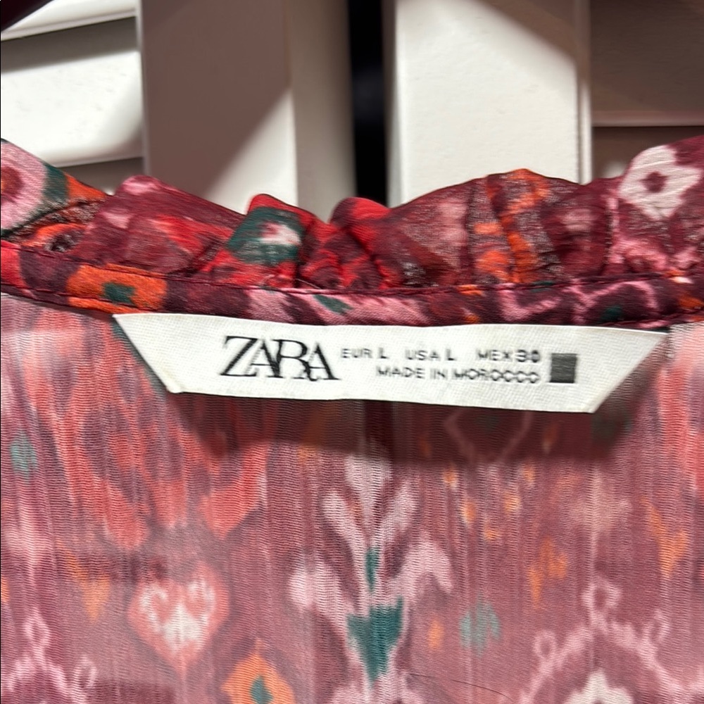 Zara Red V-Neck Bishop Sleeve Sundress - Picture 2 of 6